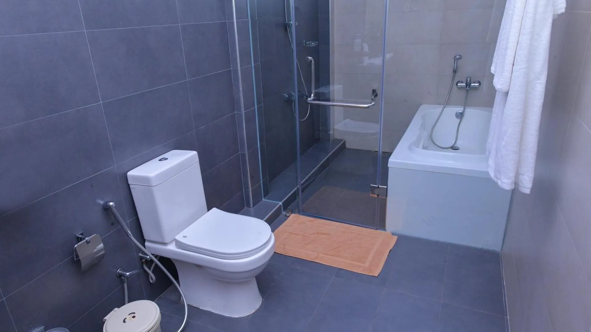****  Hotel La Sky Nuwara Eliya Šrí Lanka