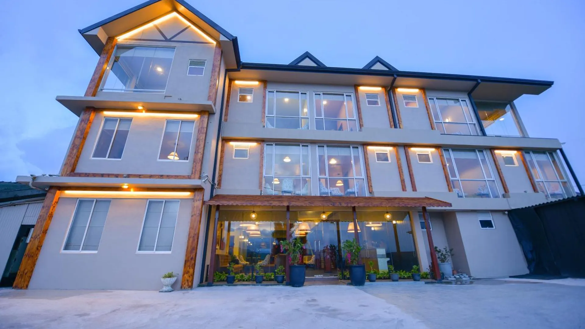 Hotel La Sky Nuwara Eliya