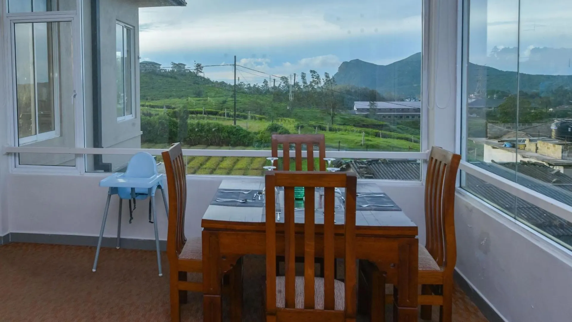 Hotel La Sky Nuwara Eliya 4*,  Šrí Lanka